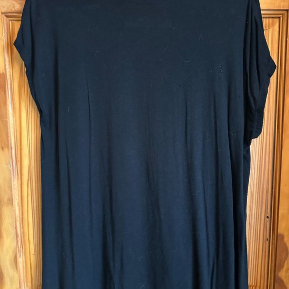 Threadless Black Drapey Language of Flowers T-Shirt/Tunic Size L - Picture 2 of 2